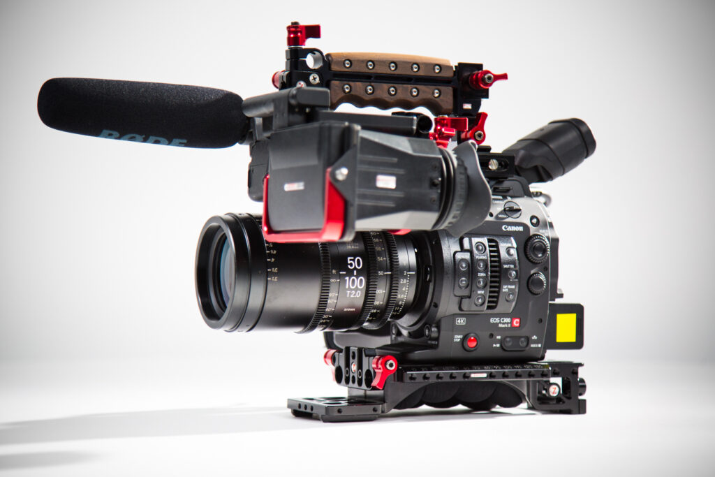 Canon EOS C300 - Sigma Zoom Package